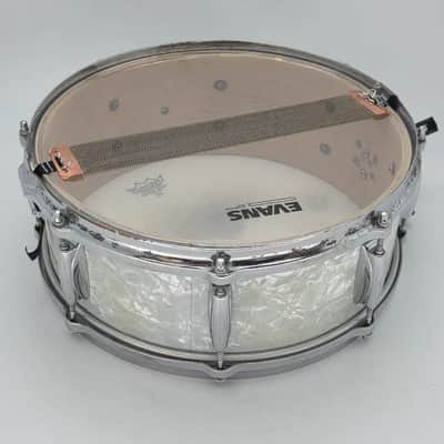 Used Vintage Gretsch Snare Drum White Marine Pearl - Fair image 7