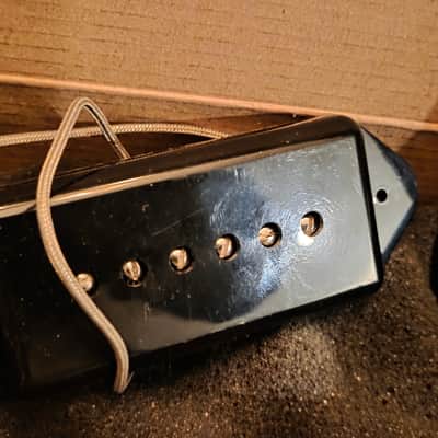 Gibson P-90 DC Dogear Black Cover image 2