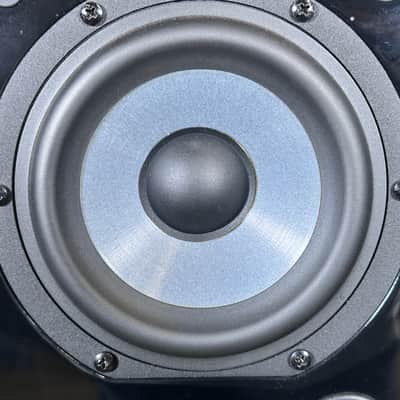 Polk Audio LSi25 Series Tower Speakers Pair (Left and Right) image 7