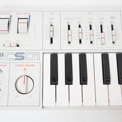 YAMAHA CS01 WHITE Rare Color Mobile Analog Synthesizer CS-01 w/ 100-240V PSU EXCELLENT image 3