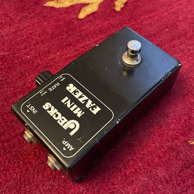 Vintage 1972 Uecks (Univox Shin Ei) mini Fazer - Black image 3