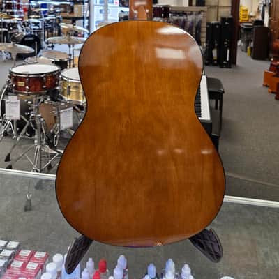 Yamaha C40 Size Classical Guitar - Natural image 2