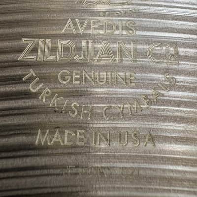 Zildjian A 20" Medium Thin Crash Cymbal (Used) image 5