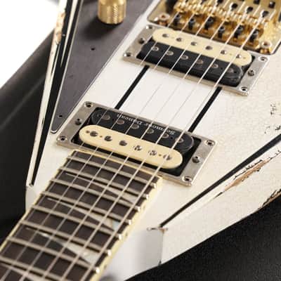 Jackson Custom Shop RR Rhoads Nitro Tour Relic White with Black Pinstripes image 12