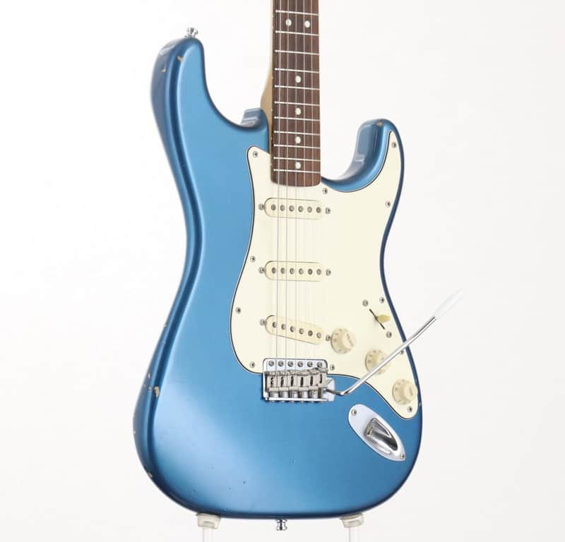 ギター Navigator N-ST-300/R LakePlacidBlue 2006 Navigator N-ST-300/R Lake Placid Blue [SN S0509104] [05/31] | Reverb