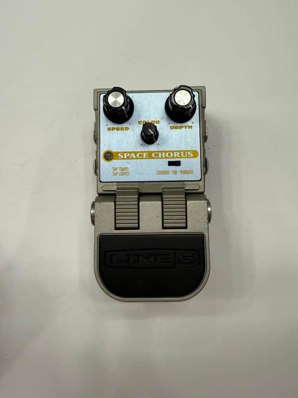 LINE 6 SPACE CHORUS スペース コーラス Amazon | LINE6 SPACE CHORUS コーラス | マルチエフェクター | 楽器