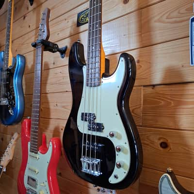 EKO PJ-300 Bass - Black image 3