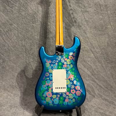 Fender Stratocaster Blue Flower ST-57 88BFL 2002-2004 - Blue Flower image 7