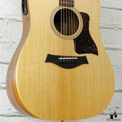 Taylor Academy 10e LTD Hawaiian Koa w/ bag (5077) image 2