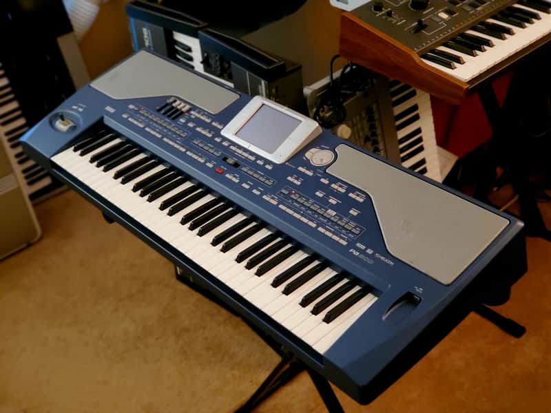 MUST SEE!!! KORG PA800 with LATIN/S American pack FULLY SERVICED, IN AMAZING CONDITION! image 1