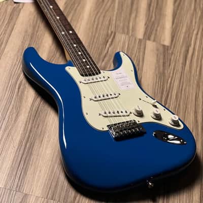 Fender Japan Hybrid II Stratocaster with Rosewood FB in Forest Blue JD23025227 image 2