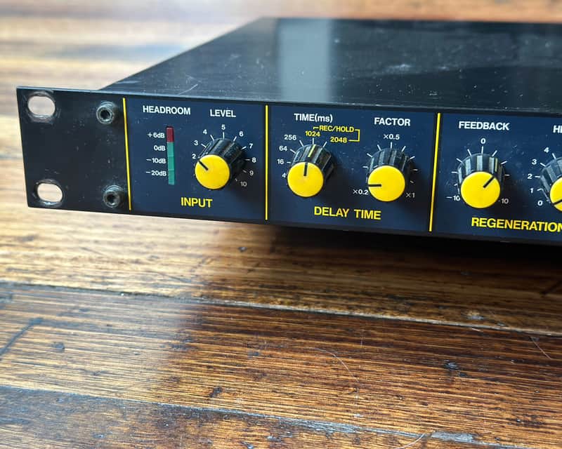 KORG SDD-1000 Digital Delay / Sampler | Reverb