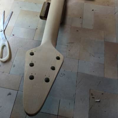 Gibson Flying V 1986 - Seafoam Green image 18