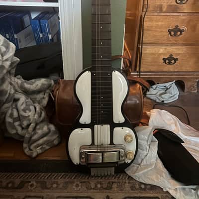 Rickenbacker Electro Model B Lap Steel 1946 - 1955 - Black with White Plates image 1