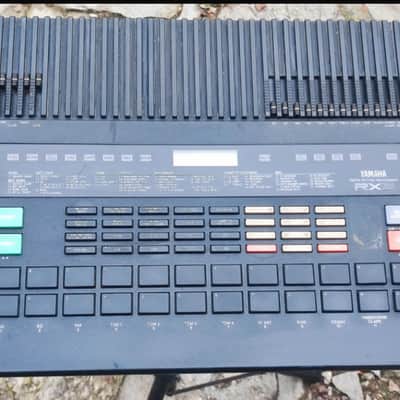Yamaha RX5 Digital Rhythm Programmer 1986 - Black