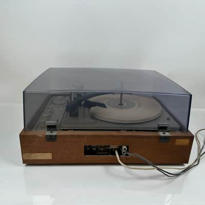 Immagine KLH Model 24 FM/AM Integrated Amplifier Turntable - 14