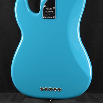 Fender American Professional II Precision Bass V Miami Blue Maple Fingerboard image 7