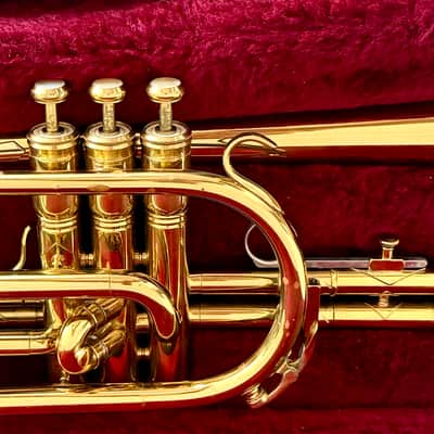King Tempo II 603 Student/Intermediate Bb Cornet w/original case. - Lacquered Brass image 1