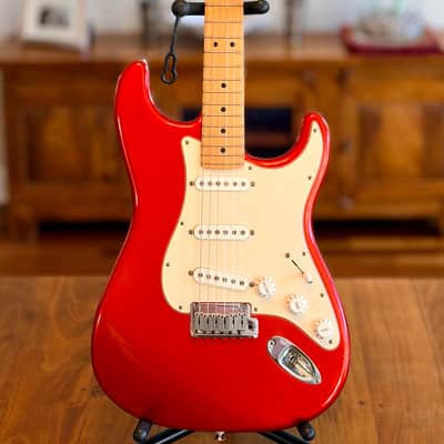 Fender American Series Stratocaster 2003 w/Maple Fretboard - Nice Condition!! image 1