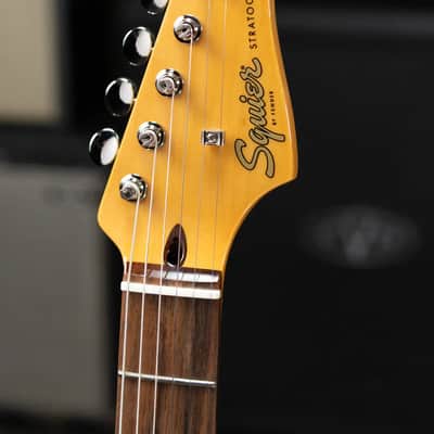 Squier Classic Vibe '60s Stratocaster Electric Guitar - Candy Apple Red image 6