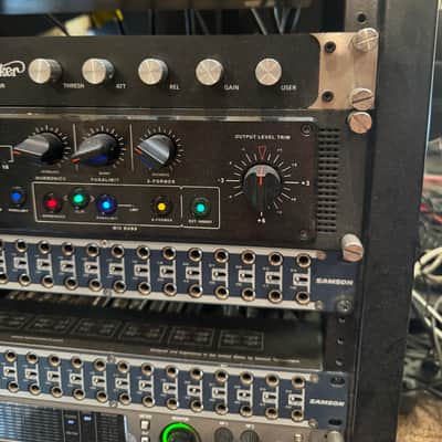 Dangerous Music 2-BUS+ 16-Channel Analog Summing Box 2015 - 2019 - Black image 2