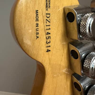 Fender American Deluxe Fat Stratocaster HSS with Rosewood Fretboard 1999 - 2003 3-Color Sunburst image 15
