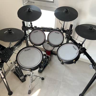 Alesis Crimson II Special Edition Mesh E-Drum Kit w/ DW 7000 Double Pedal image 2