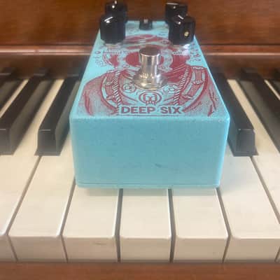 Walrus Audio Deep Six Compressor V1 2012 - 2018 - Blue / Red Diver image 2