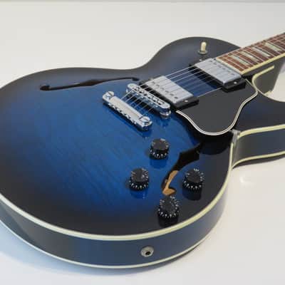 2007 Gibson ES-137 Classic Electric Guitar in Blue Burst with Original Hardshell Case image 9