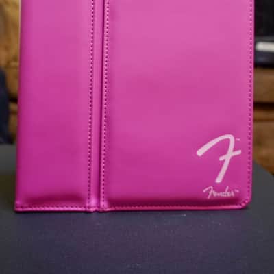 Fender I Pad Leather Case  Pink image 3
