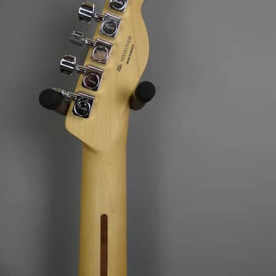 Lefty Fender Player Telecaster - Sunburst image 4
