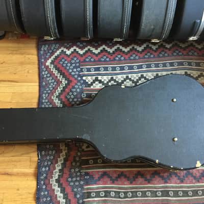 Violet-Lined 1960s Guild/Ess & Ess Guitar Case image 3