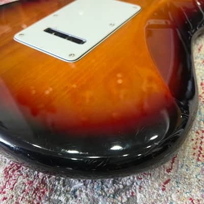 Squier Classic Vibe '70s Stratocaster HSS 2011 - 3-Tone Sunburst image 18