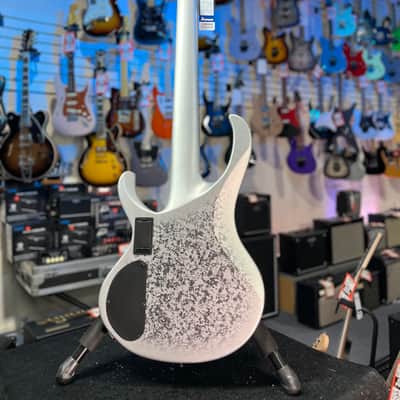 Ibanez 25th-anniversary BTB Standard 6-string Electric Bass - Silver Blizzard Matte FREE PLEK! 988 image 11