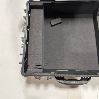Fiasco POLYPROOF 31L Waterproof Rolling Hard Case image 4