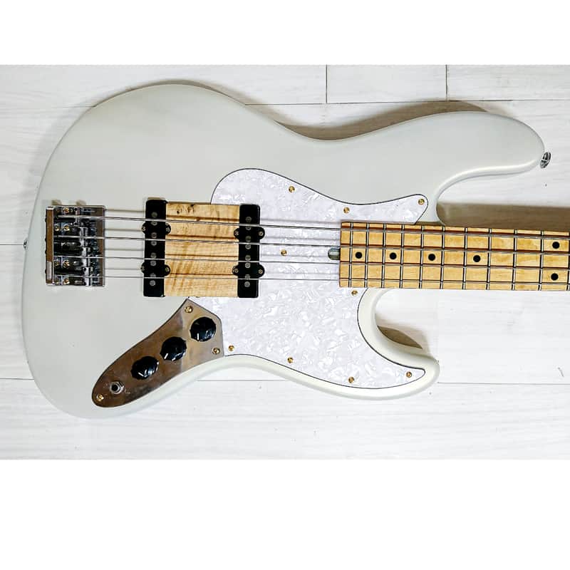 ベース Bacchus BJB-98 GLAY JIRO Bacchus BJB 98 Glay, Jiro Signature refinish. | Reverb