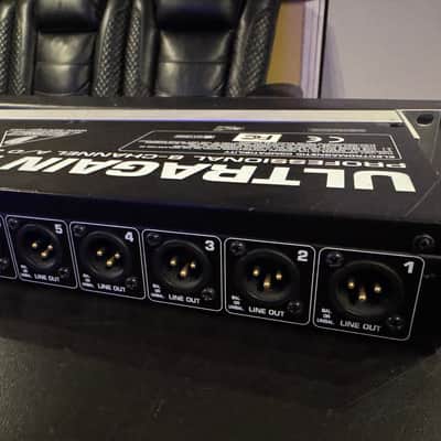 Behringer Ultragain Pro-8 Digital ADA8000 8-Channel Mic Preamp with A/D Converter 2000s - Black / Silver image 8