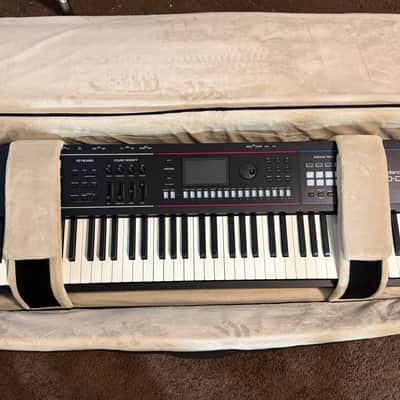 Roland Juno D8 + Travel Case image 9