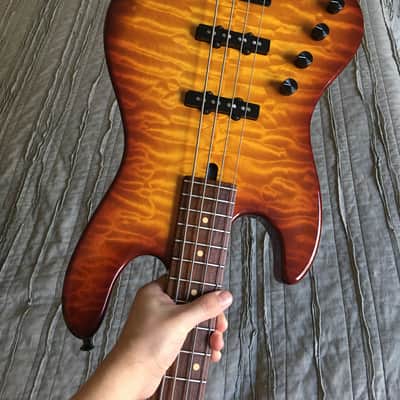 Sadowsky NYC 21 Fret Left Handed 2001 Quilted Maple Tobacco Burst image 2