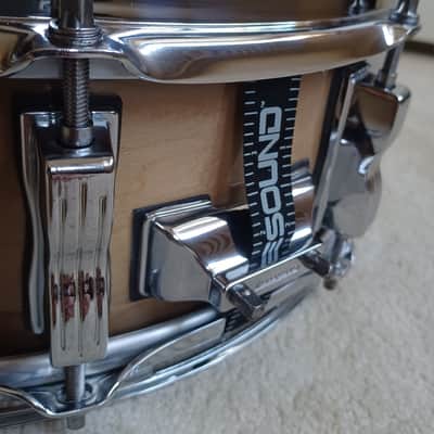 Ludwig LS401 Classic Maple 5x14" 10-Lug Snare Drum 1998 - Present - Natural Maple Lacquer image 9