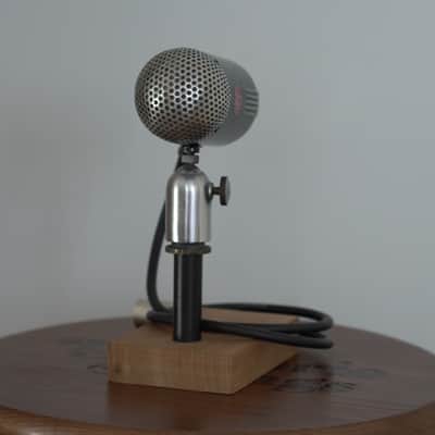 RCA 88A 1940s - black/silver image 2