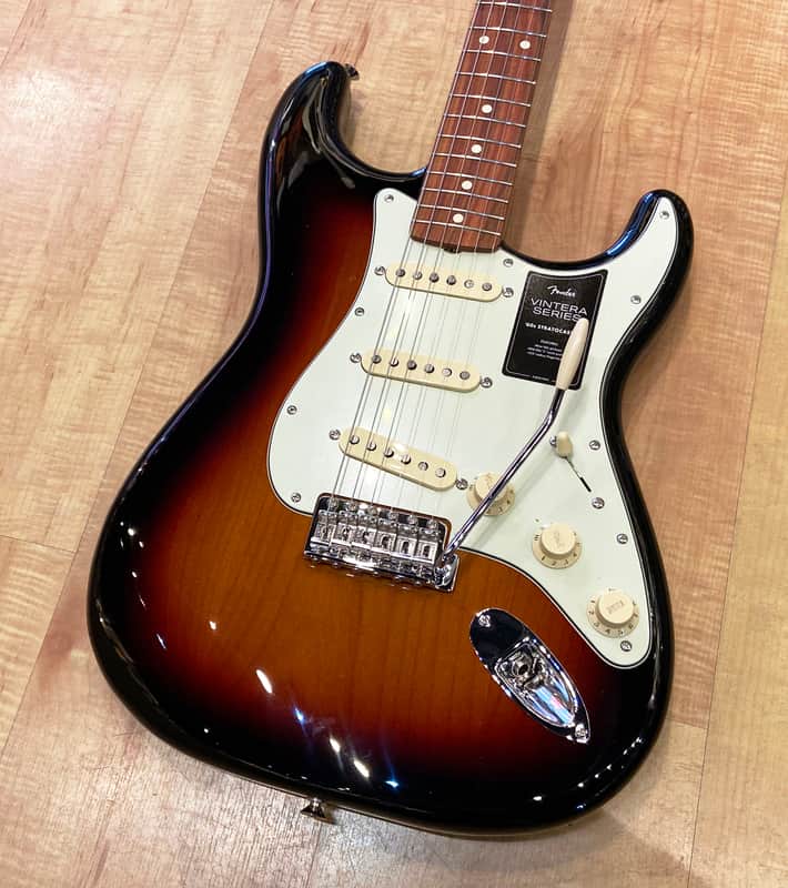 Fender Vintera '60s Stratocaster Electric Guitar 2021 3-Color Sunburst image 1