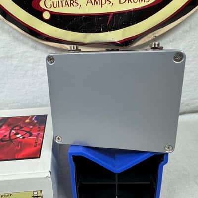 Atomic Tone Art Series Triptych Twins Boost / Overdrive / Distortion / Fuzz Pedal with Box image 8