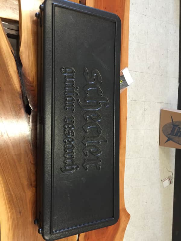 Schecter SGR-3S S Series Guitar Hard Case image 1