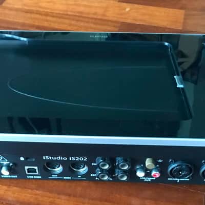 Behringer iStudio iS202 iPad Docking Station and Interface 2010s - Black image 2
