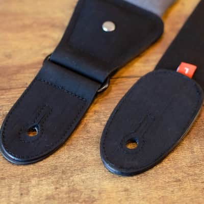 MONO Betty Guitar Strap Long Ash image 5