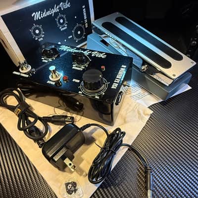R Weaver FX Midnight Vibe with Shin-Ei 5 Pin speed control expression pedal, year 2022. image 1