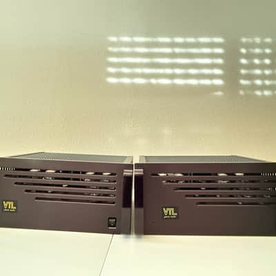 VTL MB-250 Monoblock Amplifiers Pair and VTL Deluxe Preamplifier image 12