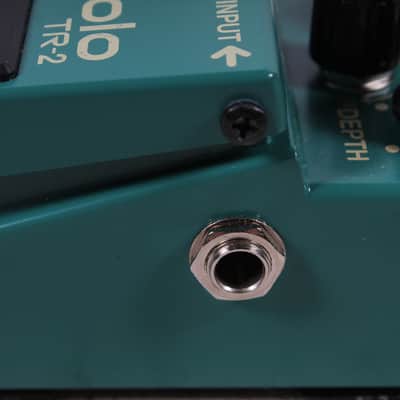 Boss TR-2 Tremolo Pedal Electric Guitar Effects Pedal Vintage Tremolo Effects image 8