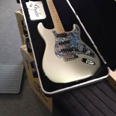 Fender American Deluxe Stratocaster 2007 Chrome Silver image 1